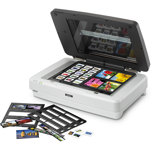 Vannak az úgynevezett multifunkciós készülékek, amik a szkennelés mellett nyomtatnak és fénymásolnak is, vannak központi szkennerek és lapáthúzós szkennerek is.