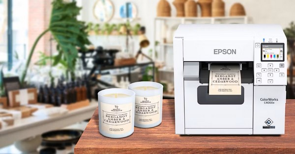 A címkenyomtatást akár egy normál irodai nyomtató segítségével is megoldható, mégis érdemes kifejezetten a címkenyomtatásra tervezett nyomtatót beszerezni.