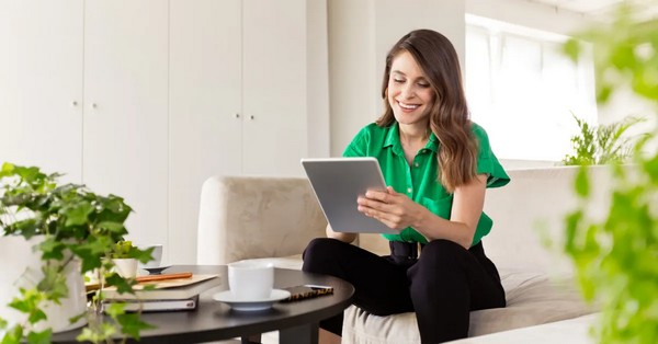 Ismerd meg, hogyan javíthatja a zöld iroda a munkavállalók közérzetét és a vállalat hatékonyságát egyszerre, fenntartható megoldásokkal.​

