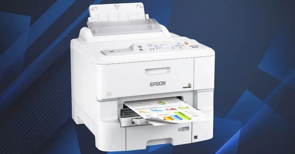 A márkaépítés elengedhetetlen a túltelített piacokon való kitűnéshez, segít átvészelni a válságokat, és alapvető fontosságú a fenntartható növekedés eléréséhez.