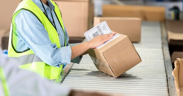 A kevesebb nyomtatott szöveg kevesebb festéket, kevesebb alapanyagot és kisebb hulladékmennyiséget jelent.